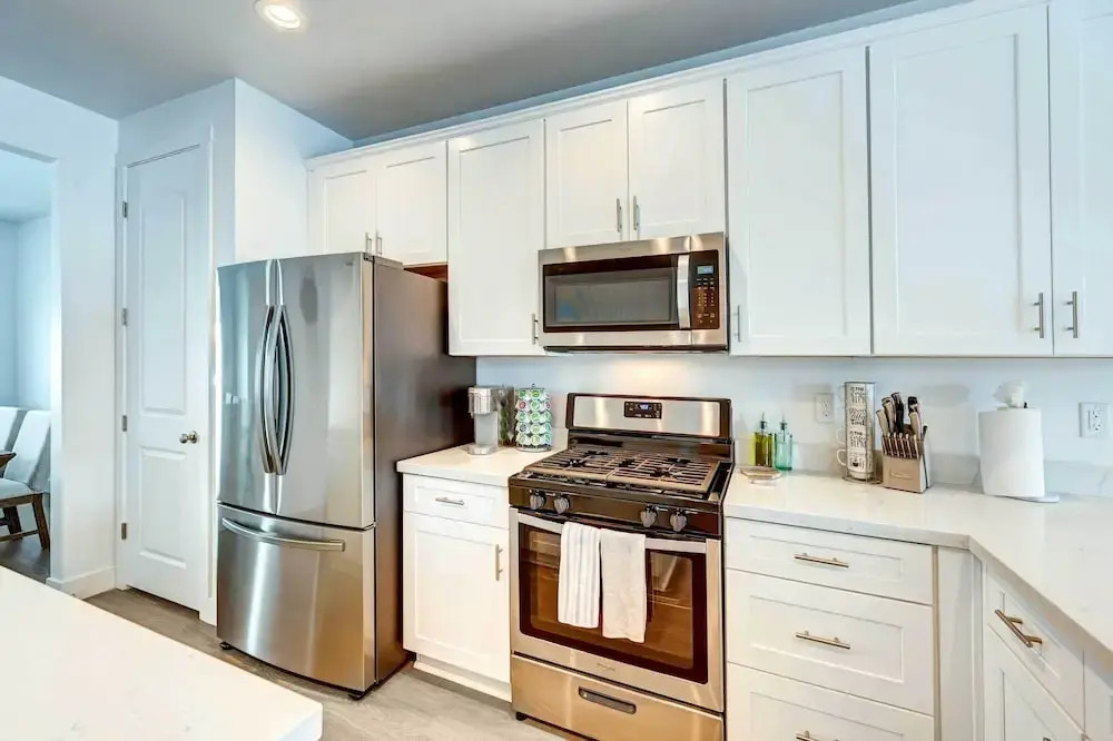 12 Mi to Dtwn Flagstaff: Spacious Bellemont Home