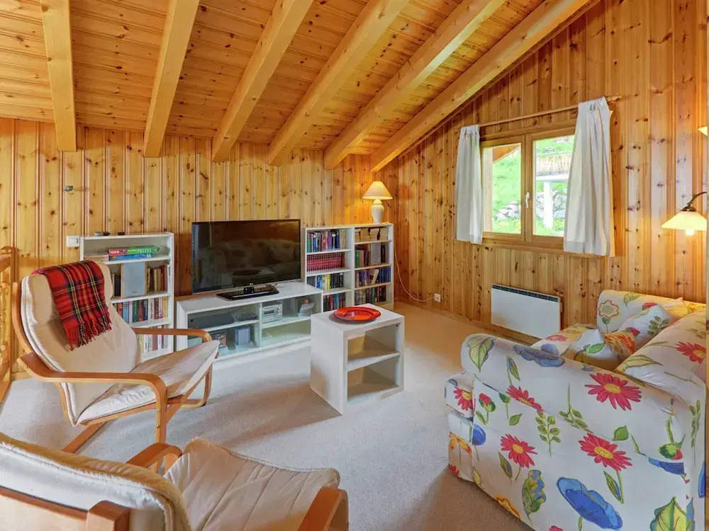 Chalet in Les Collons Near Ski Lift & Snowpark