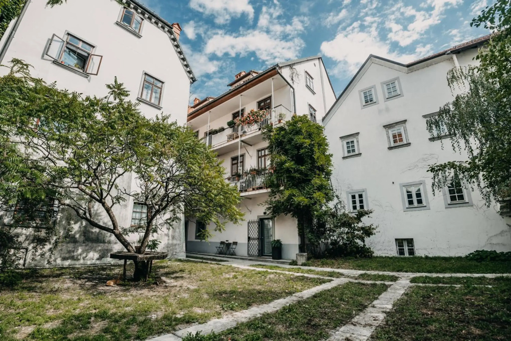 Mart's Choice Apartment