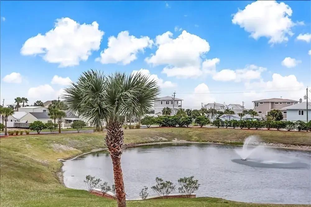 Ocean Park Condo - 2 Br Condo