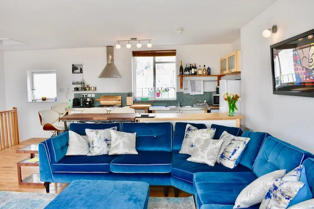Three Bedroom Penthouse in Brighton