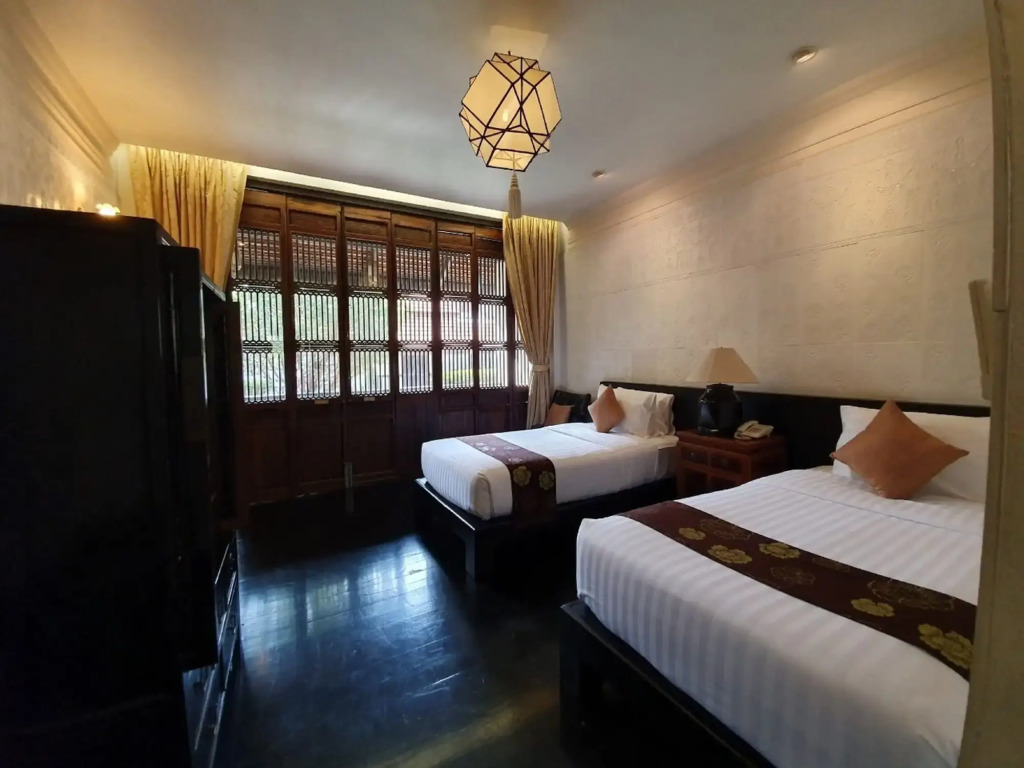Tharaburi Resort