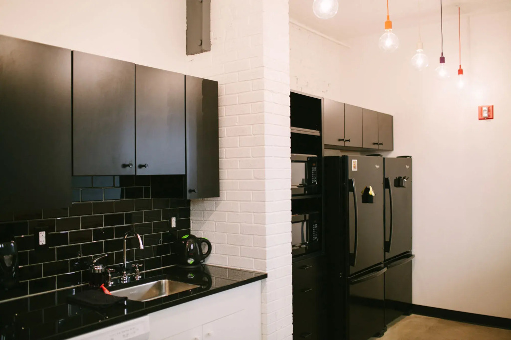 The Local - Hostel