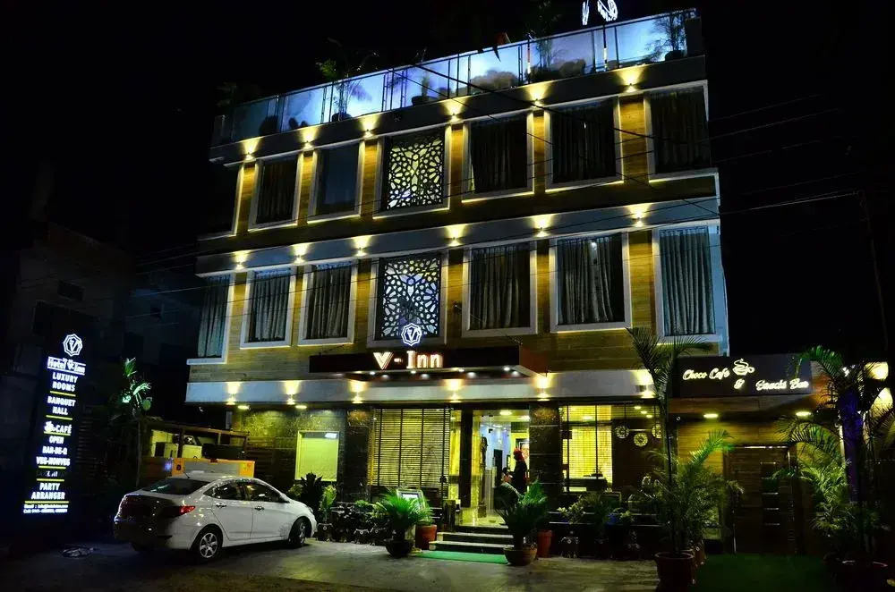 White Mushroom hotel - V Inn