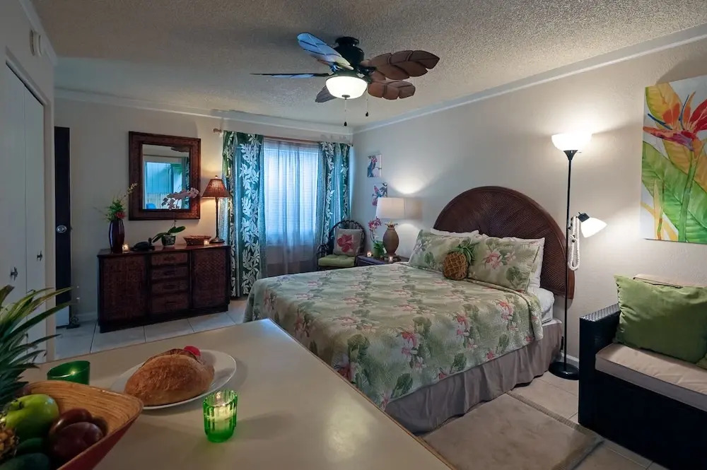 Sandpiper 121B - studio Br Condo
