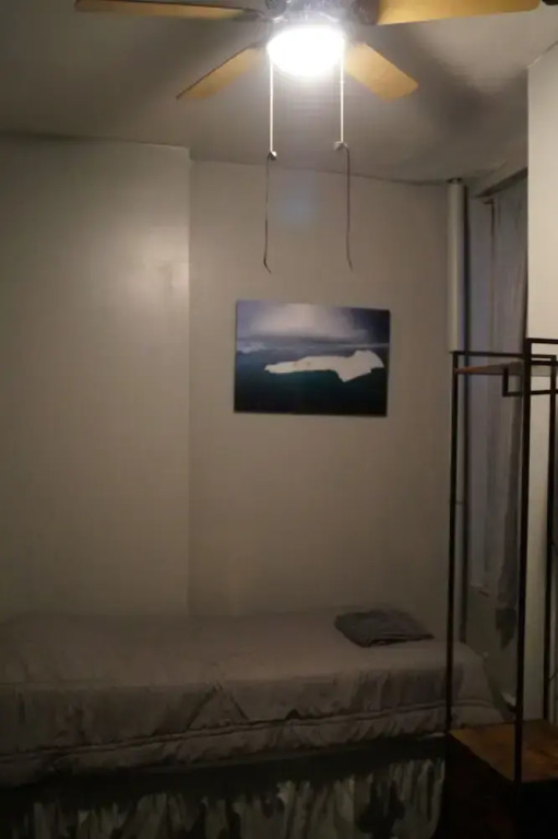 Macaw Guest House