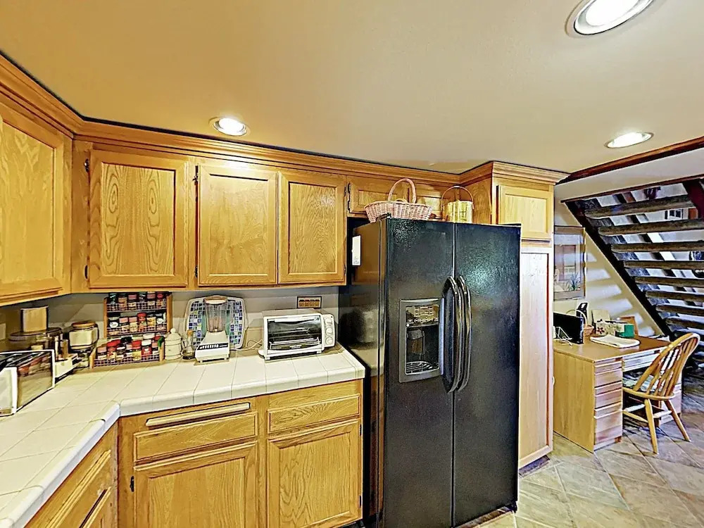 New Listing! Deer Valley Townhome W/ Hot Tub, Pool 3 Bedroom Townhouse