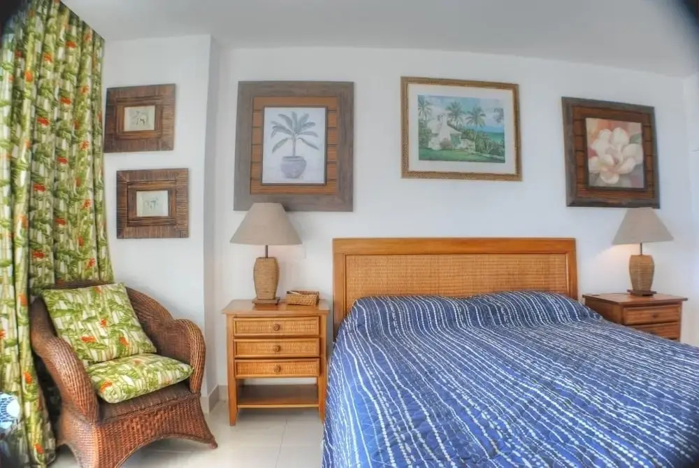 LinkHouse Tropical Triplex - 2 SUITES