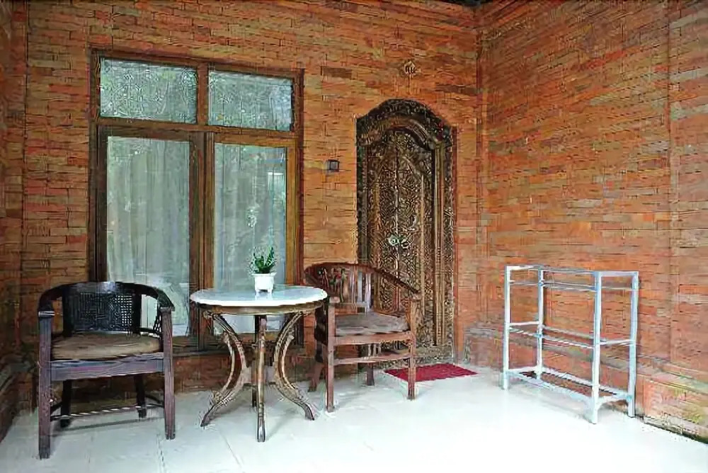 Laghawa Beach Hotel