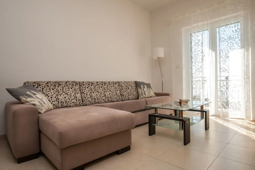 Seaside Apartments Bol