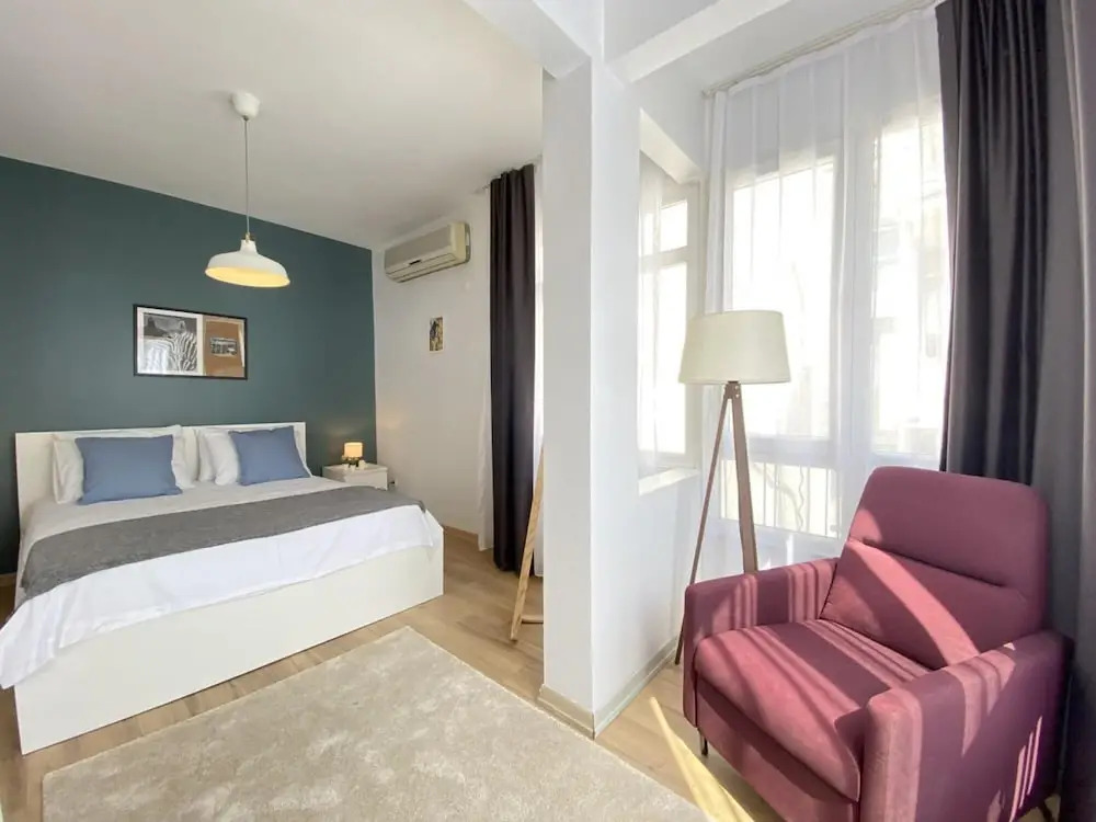 Stylish Flat Near Bagdat Street in Kadikoy