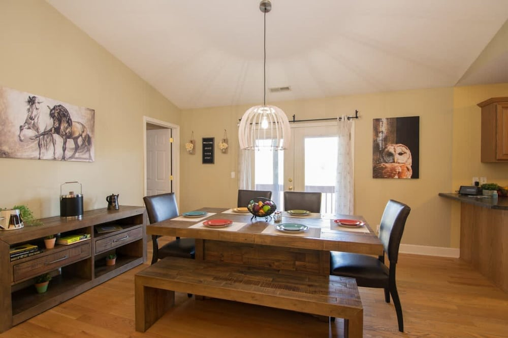 Scenic 4BR w Deck Farm Views Near Asheville