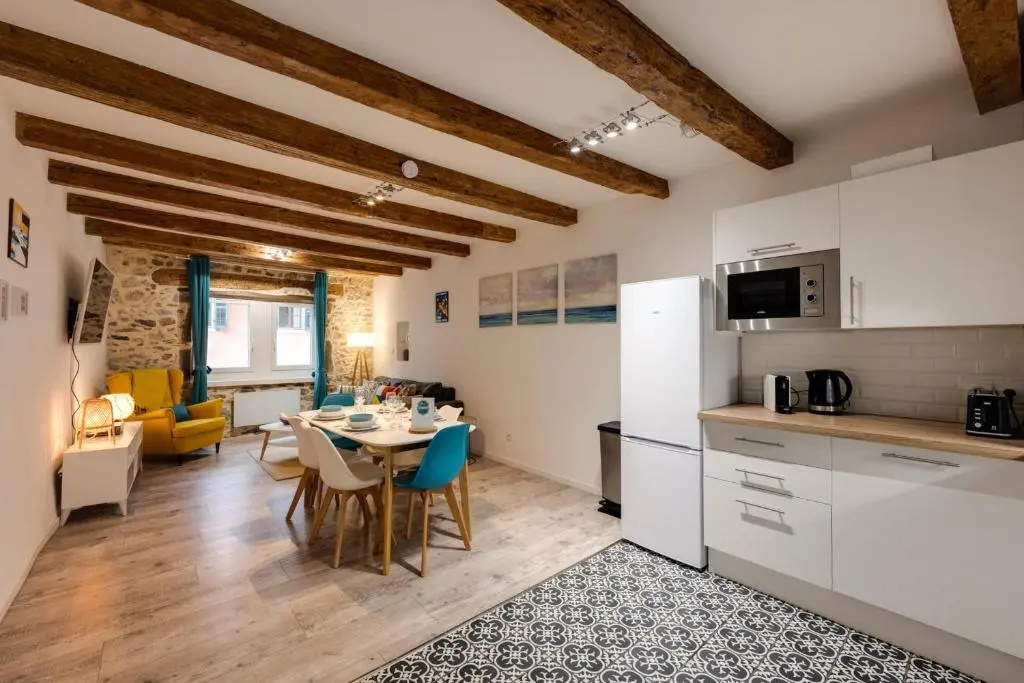 Le Paquier 9 The charm in the heart of the Old Town 150m from the Lake