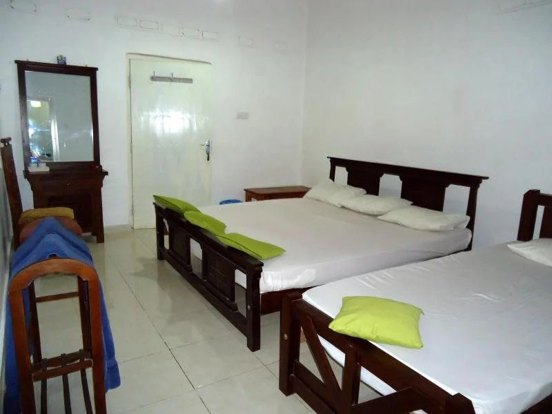 Triinco Huts