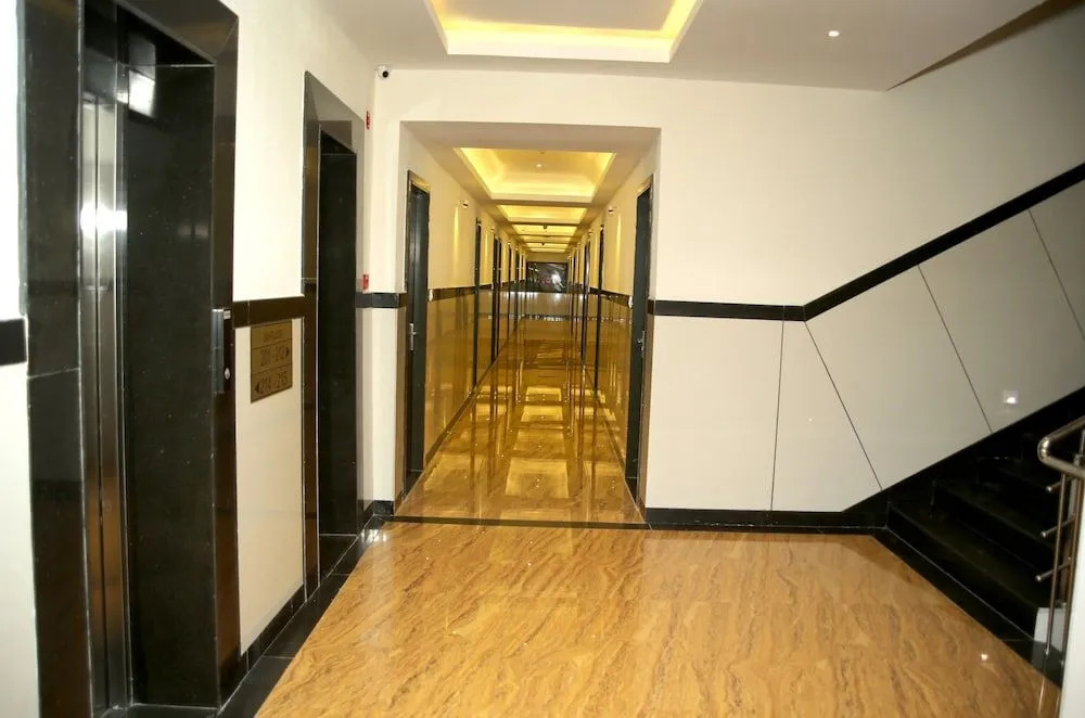 Hotel Lavanya Palace