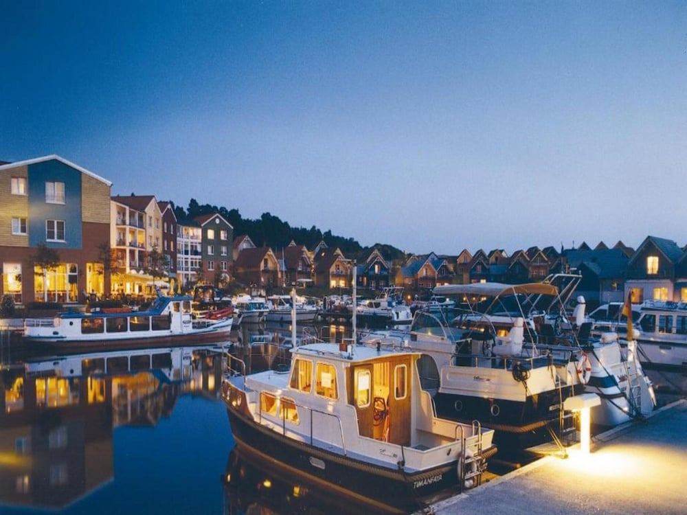 Sunday Resort Marina Standard Double Room
