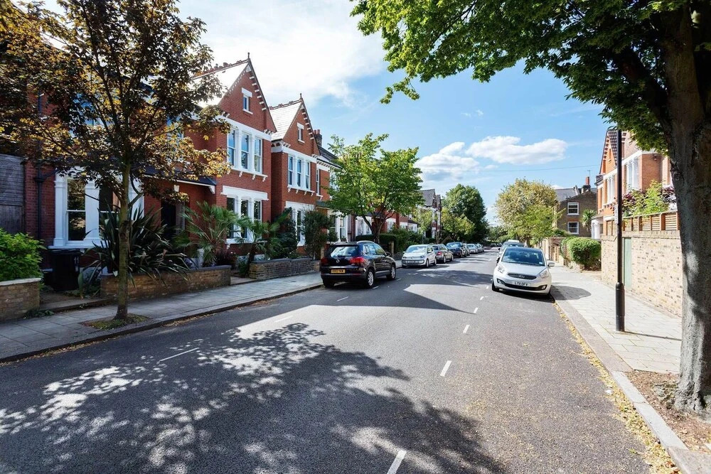 Serene In Herne Hill