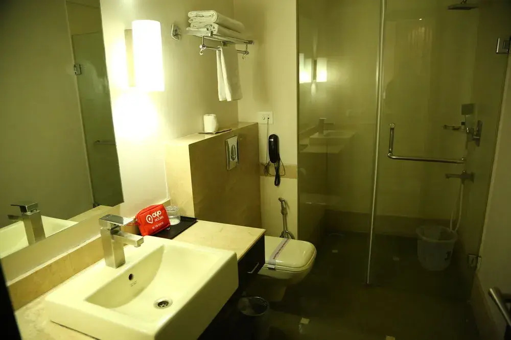 OYO 808 Hotel Alora