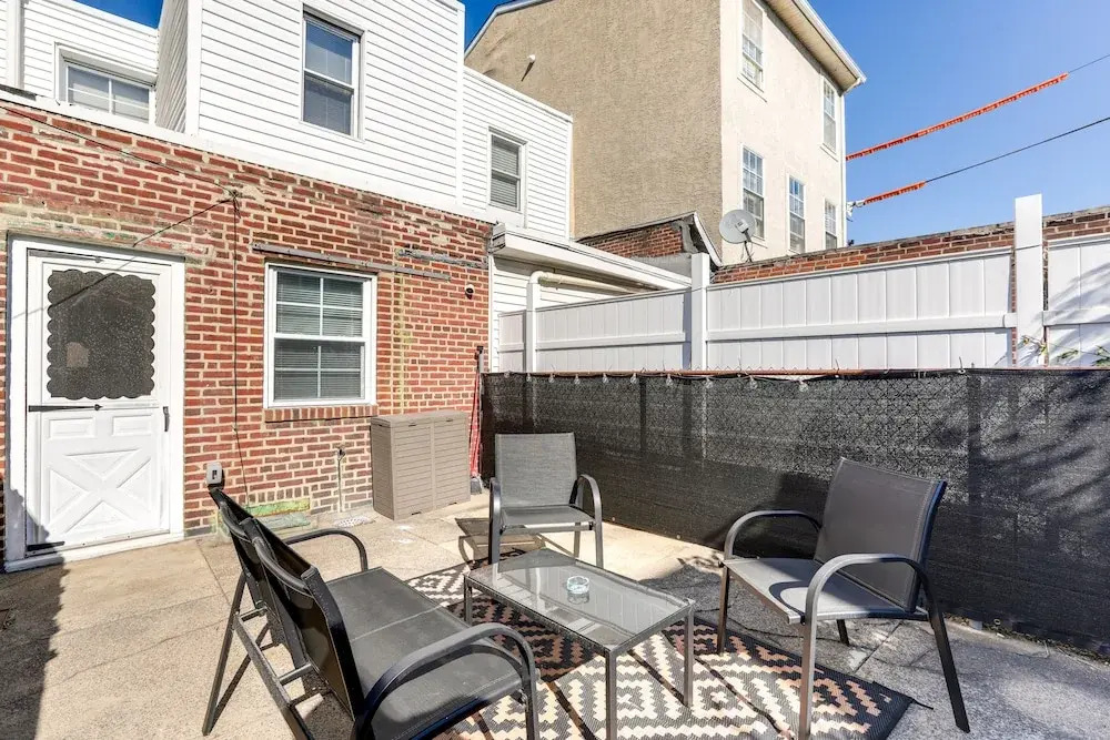 Philadelphia Vacation Rental ~ 4 Mi to Center City
