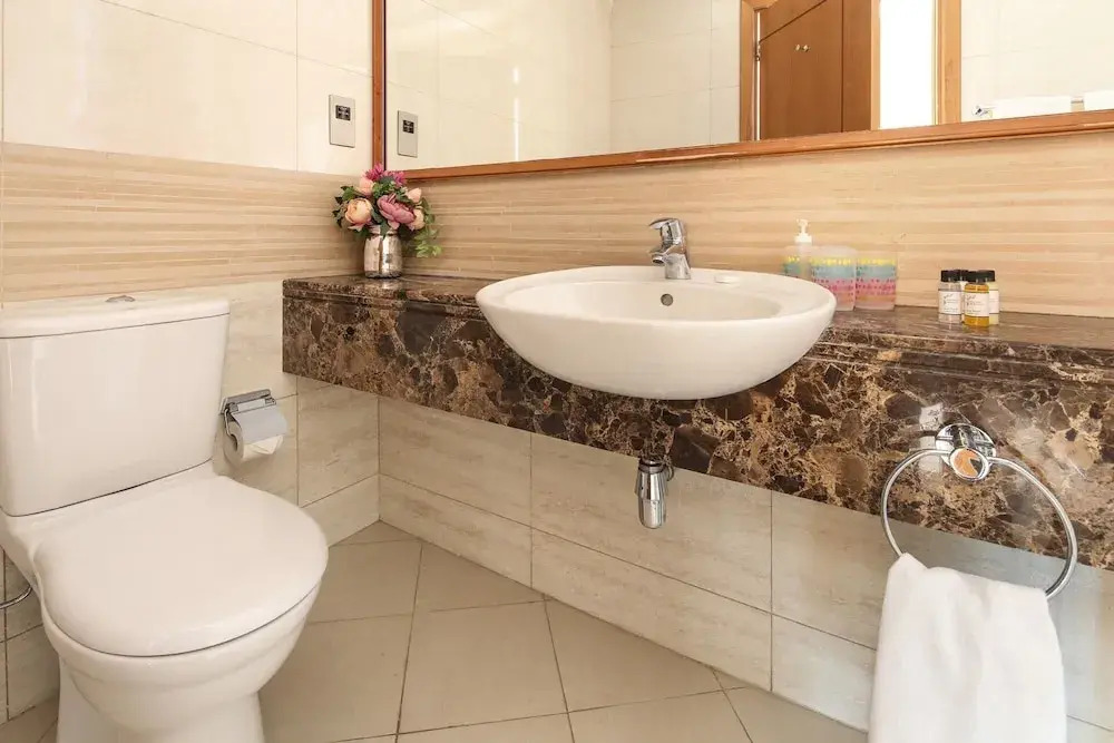 Spacious 2BR Dubai Marina Apartment, Amazing Location!