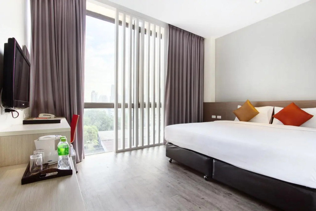 D Varee Xpress Makkasan