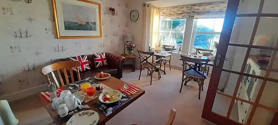 Little Orchard House Self-catering Garden View apartment