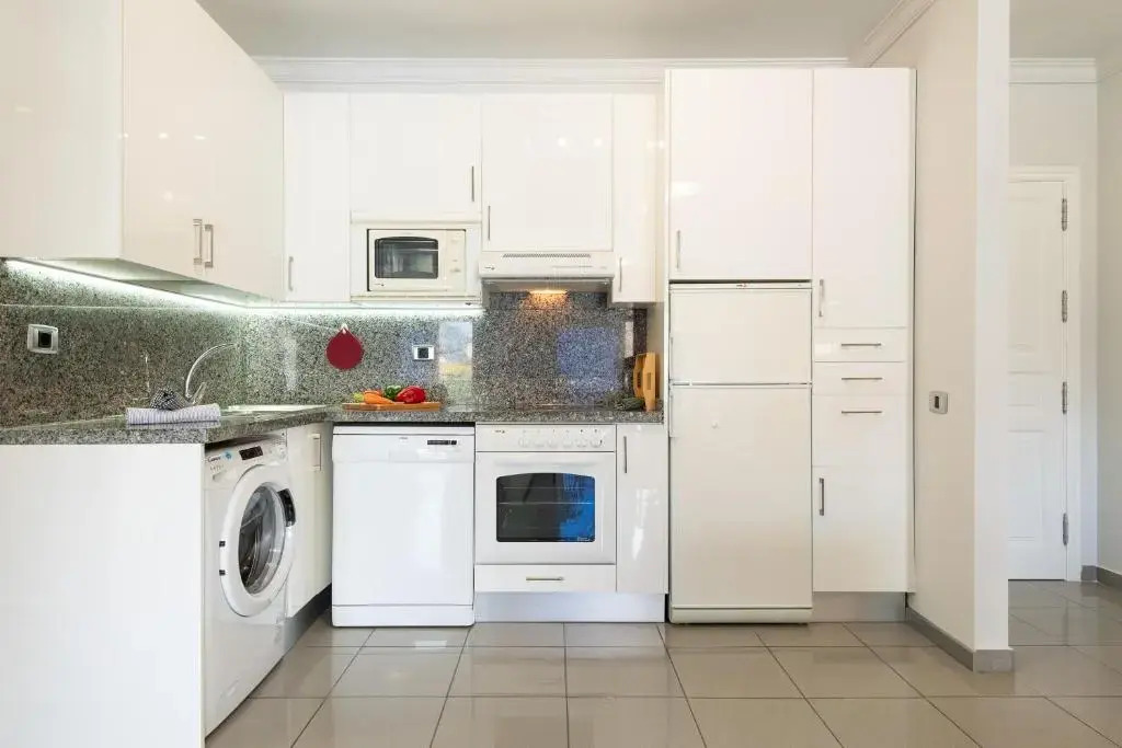Deisy apartments 1G