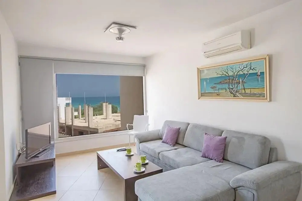 Apt Tayla AQ Ftb301