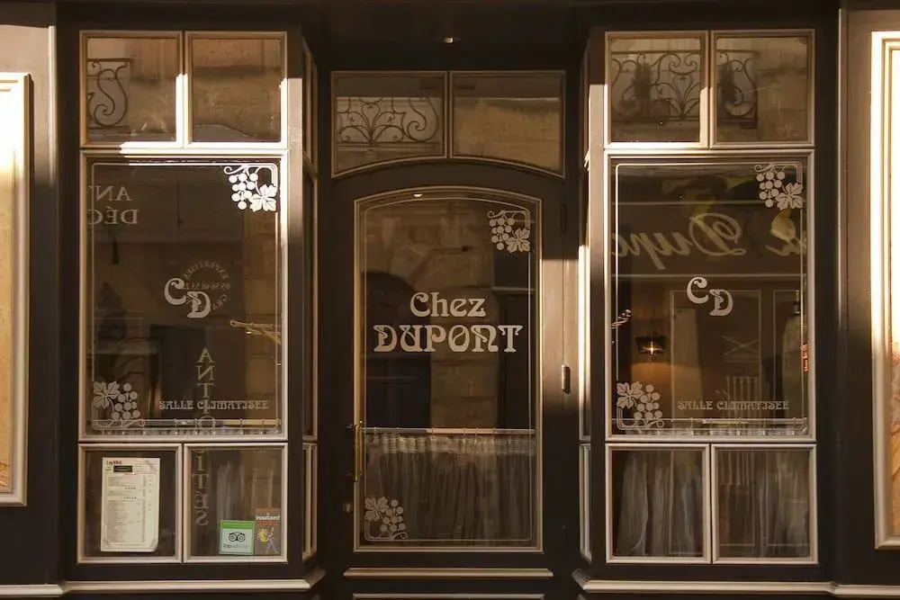 Une Chambre Chez Dupont