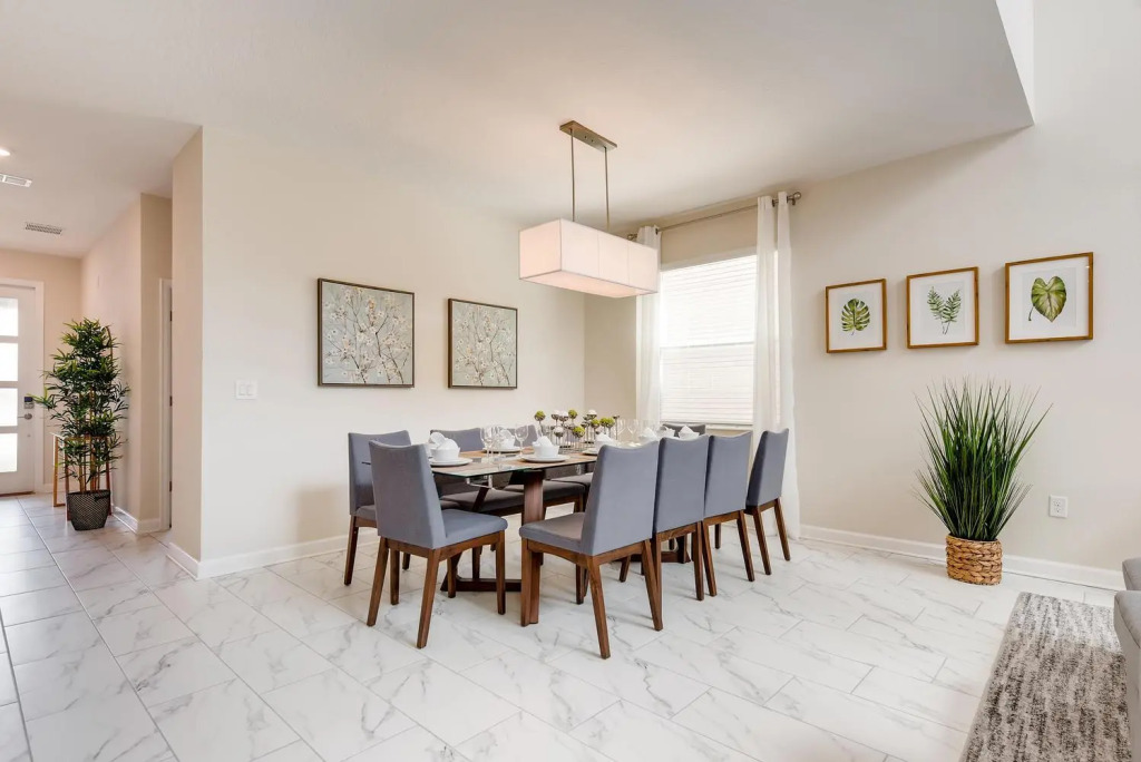 2751 BD -luxury 5BR Single Family - Private Pool