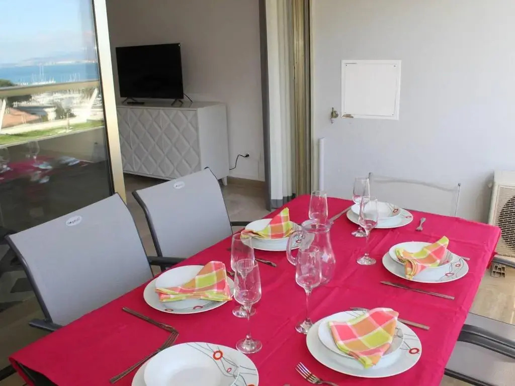 Appartement Villeneuve-Loubet, 2 pièces, 4 personnes - FR-1-252A-31