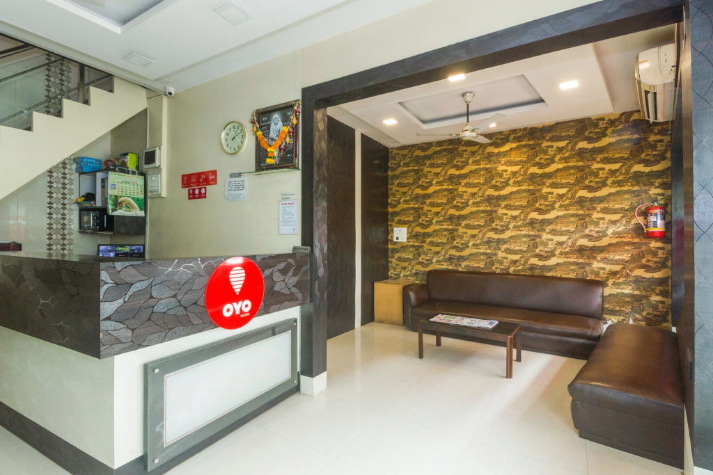 Hotel O Royal Grand Near Chhatrapati Shivaji International Airport