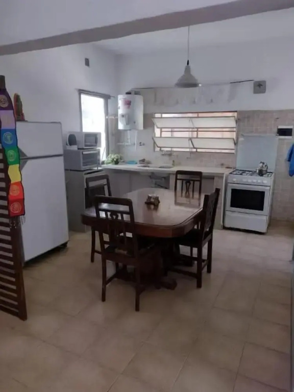 Avalon Hostal