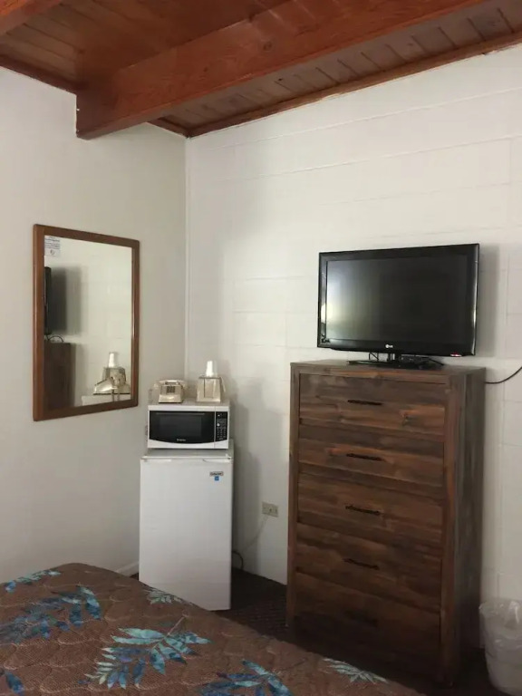 Lazy U Motel