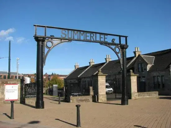 Sunnyside Apartments