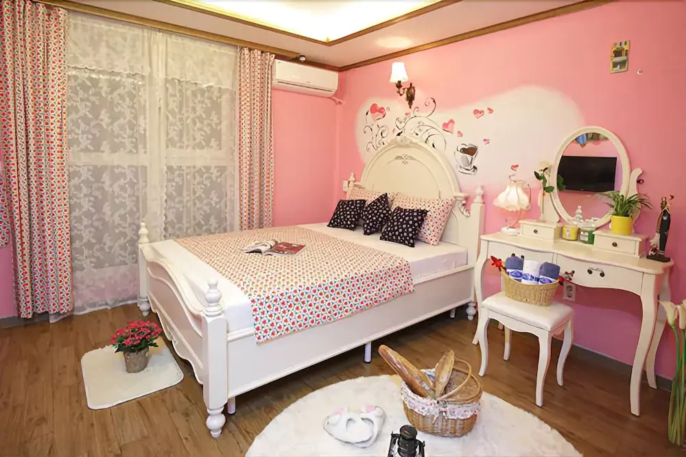 Yongin Caribbean Hue Pension