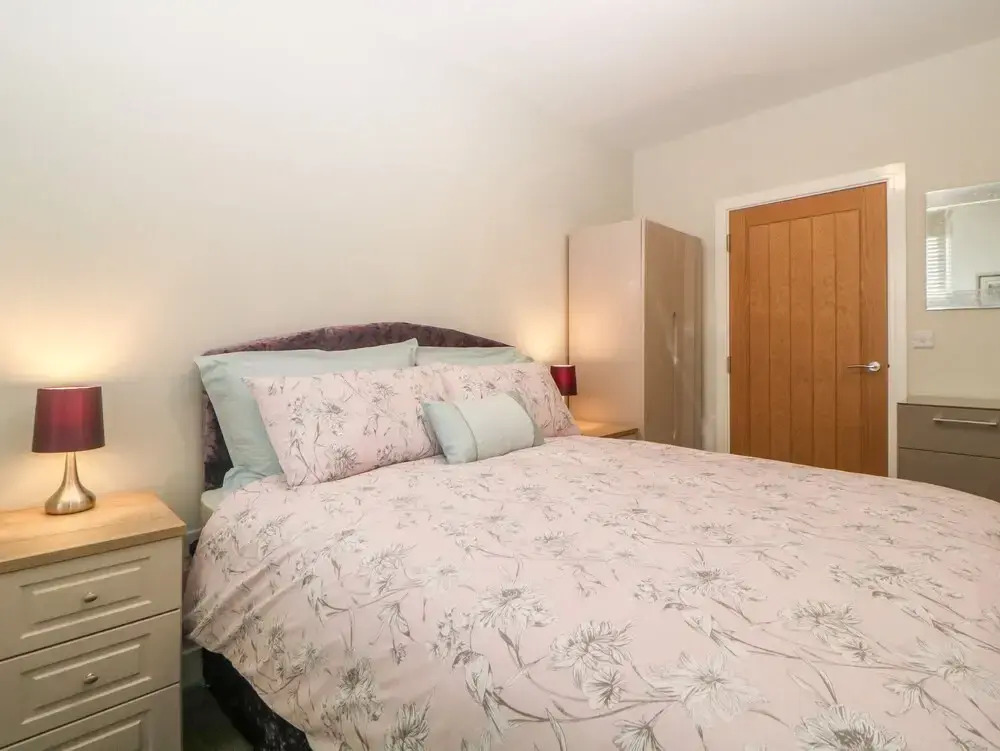 Apartment 18