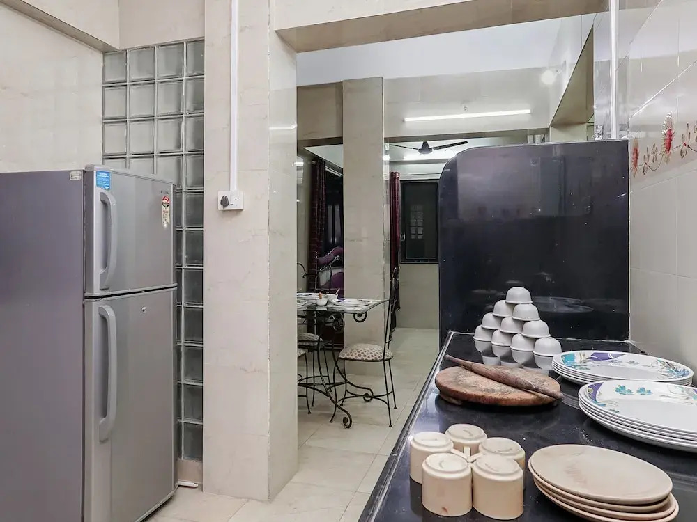 OYO 23069 Home Grand 4BHK Lonavala