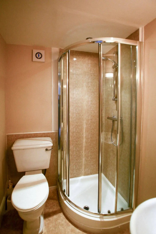 The Jubilee Hotel East - with NEWLY REFURBISHED SPA FACILITIES - GAMESPIT - AND SMOKEHOUSE