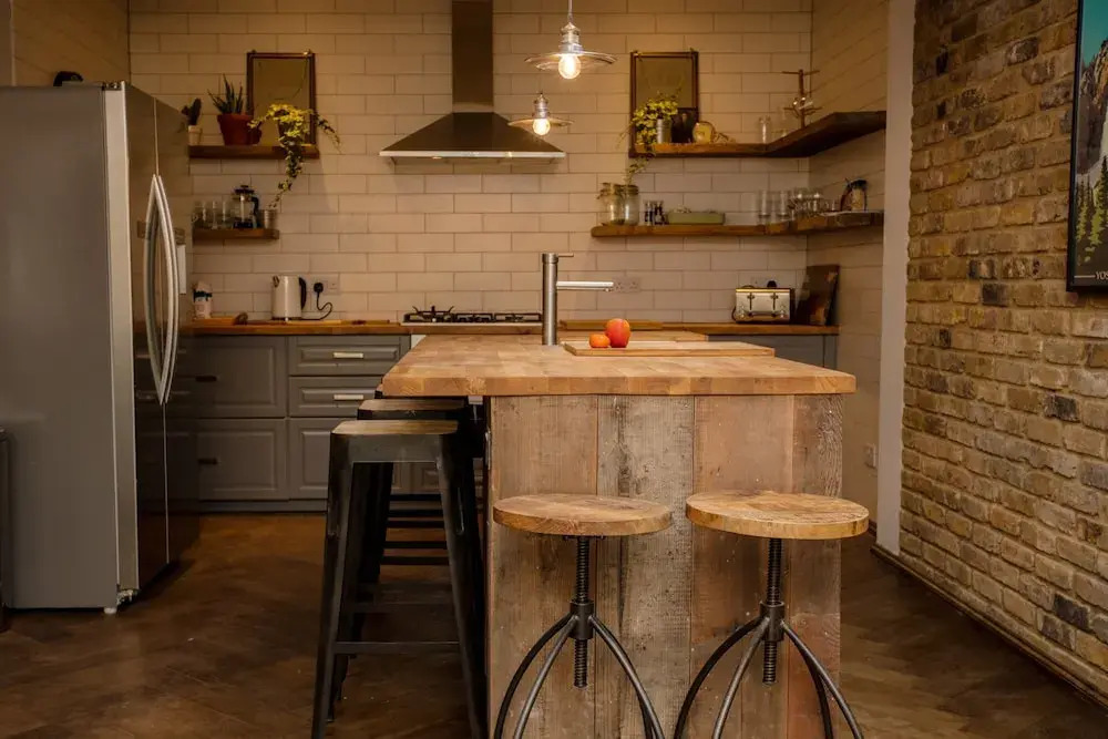 5 Bedroom House in East London