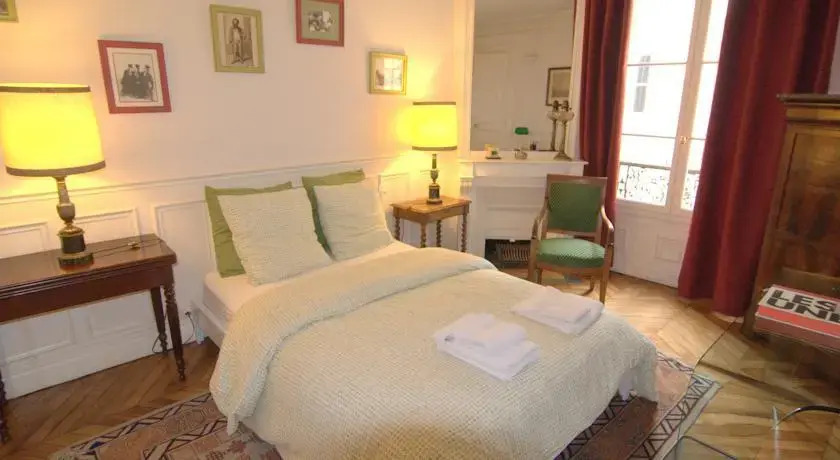 Appartement moulin rouge II