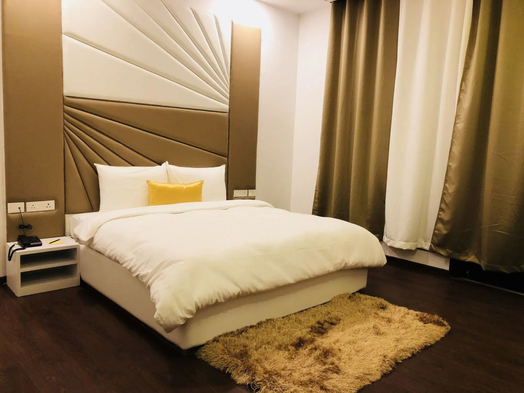 Vivid Boutique Hotel, Medanta, Gurugram
