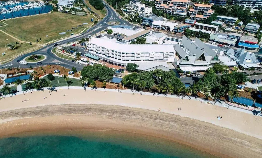 Airlie Beach Hotel
