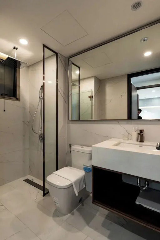 The Peak M8 Midtown