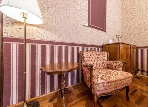 Josephine Studio