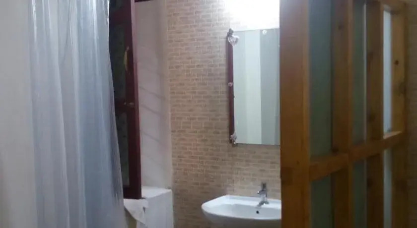 Nila Home Stay cv