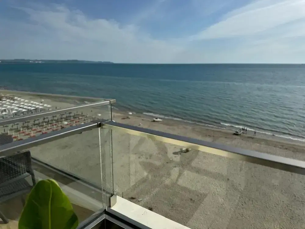 Sea Side