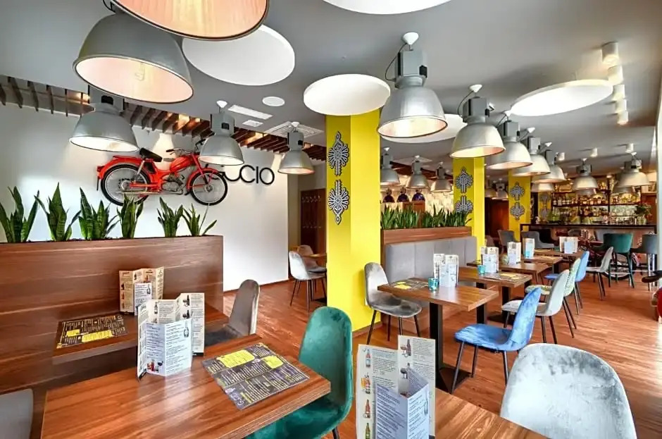 Gucio - pokoje z restauracją Szczyrk