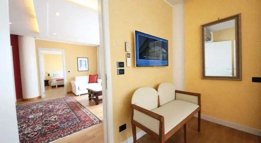 Ruhl Beach Hotel & Suites