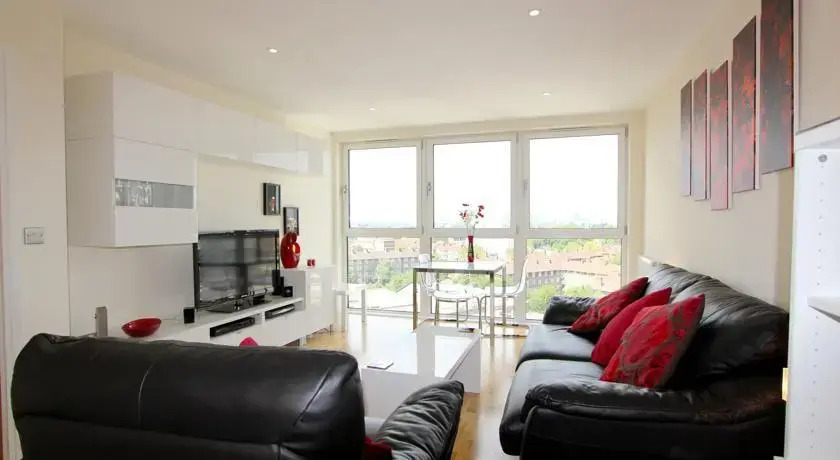Greenwich High Street Apartment